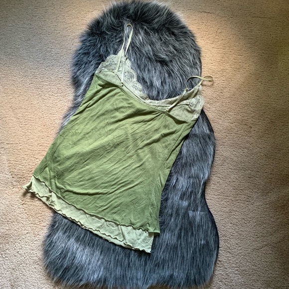 COPY - Couture Layered Lace Tank - Picture 2 of 5